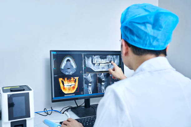 Best Dentist for Tooth Abscess  in Hampton, IL